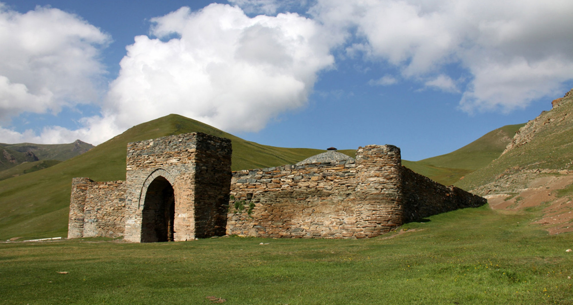 Tash Rabat Caravanserai